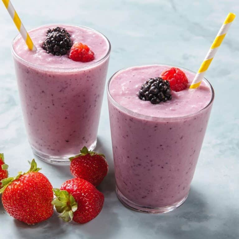 Mixed Berry Banana Smoothie Recipe